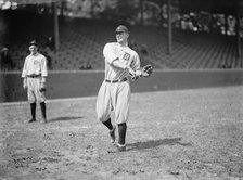 Bobby Veach, Detroit Al (Baseball), 1913. Creator: Harris & Ewing.
