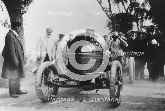 Darracq, Kenelm Lee Guinness at 1905 Ostend Speed trials. Creator: Unknown.