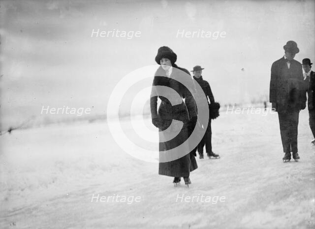 Miss Edith Howard Skating, 1912. Creator: Harris & Ewing.