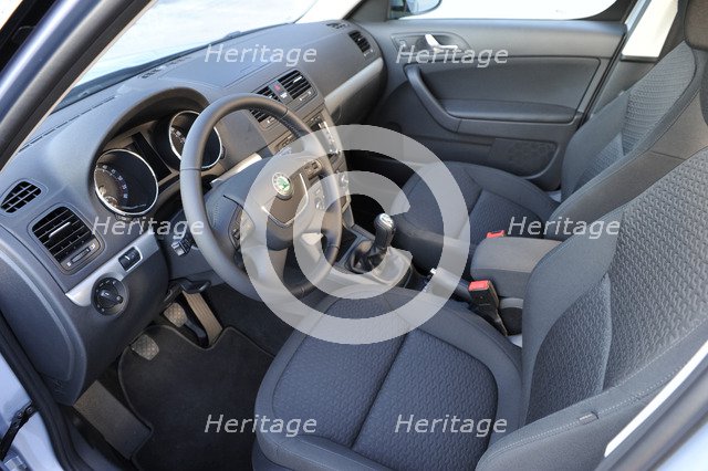 Skoda Yeti 2009. Artist: Simon Clay.