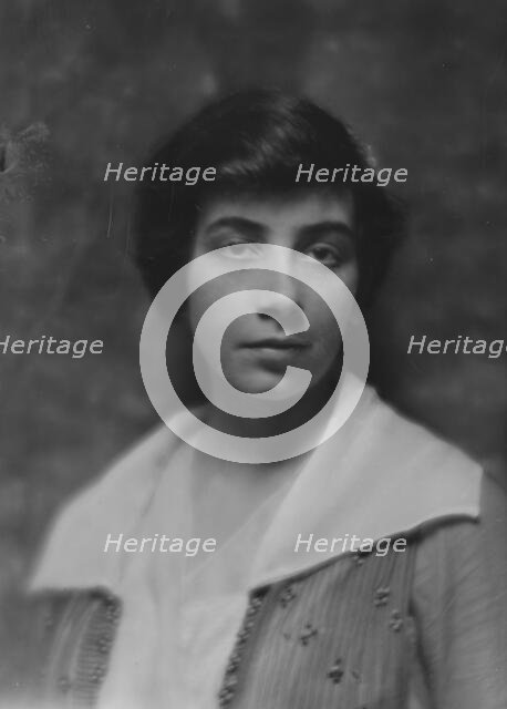 Content, M., Miss, portrait photograph, 1914 Feb. 23. Creator: Arnold Genthe.