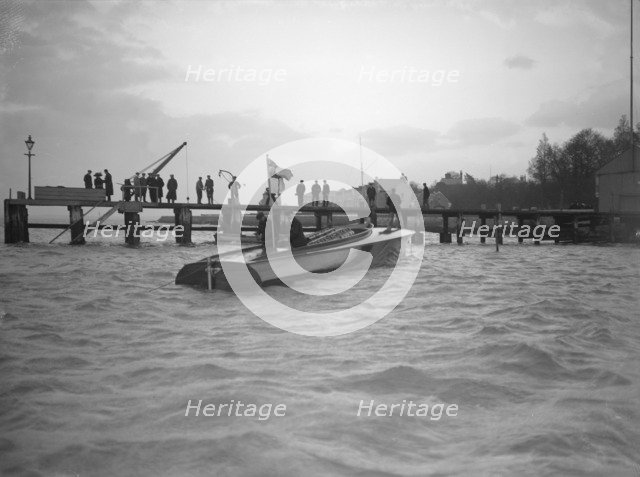 The hydroplane 'Brunhilde'. Creator: Kirk & Sons of Cowes.