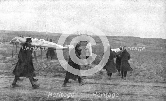 ''Funerailles de Braves', 1915. Creator: Unknown.