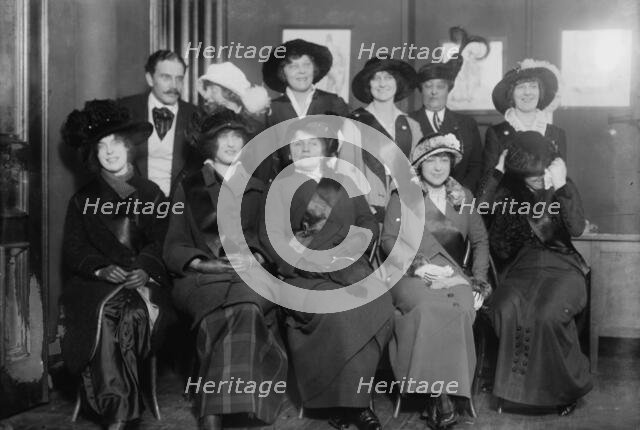 Fusion Tag Girls, between c1910 and c1915. Creator: Bain News Service.