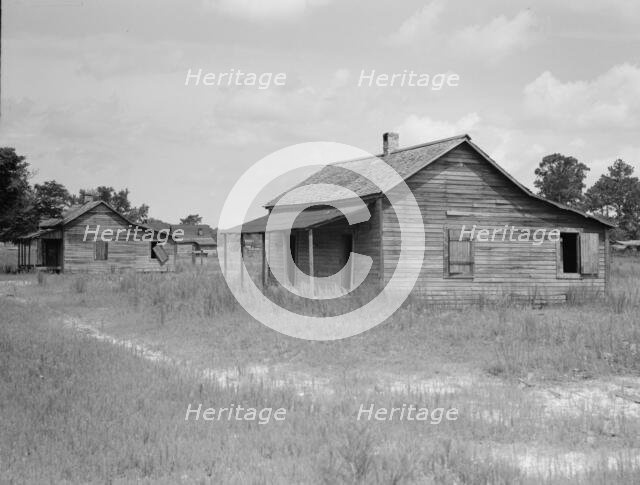 Careyville, northern Florida, 1937. Creator: Dorothea Lange.