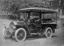 Dupont's camping auto, between c1910 and c1915. Creator: Bain News Service.