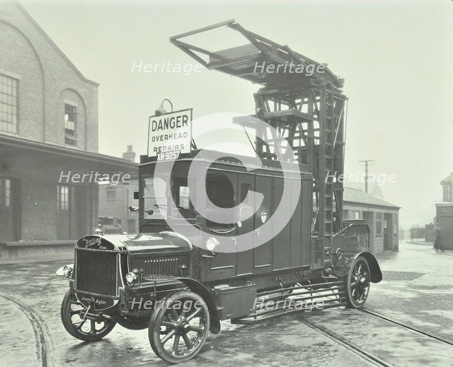 Vehicle used for overhead repairs by the London County Council, 1931. Artist: Unknown.