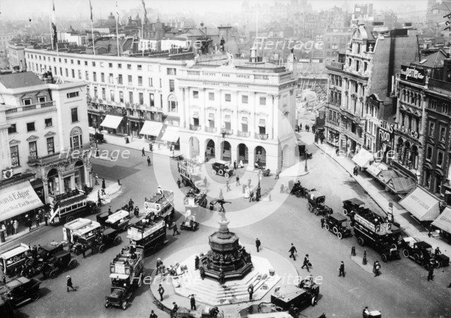 A view of Piccadilly Circus, c1912-c1914. Artist: Unknown