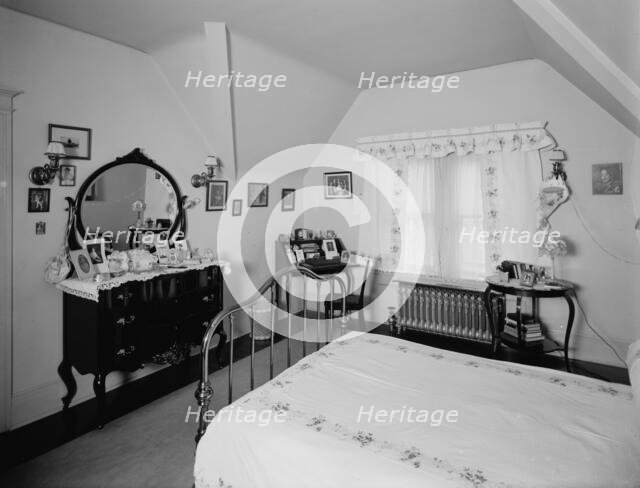 Bedroom, residence of Mr. Fair, 40 Putnam Avenue, Detroit, Mich., between 1905 and 1915. Creator: Unknown.