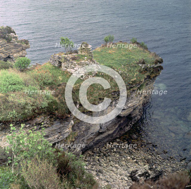 Dun Gruigaig, a promontory fort on the Isle of Skye. Artist: Unknown