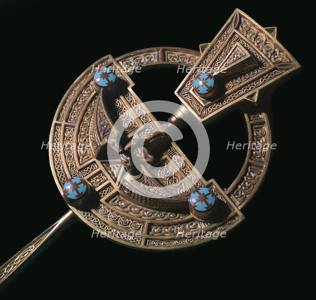 Celtic gilt-silver brooch, 8th century. Artist: Unknown