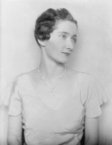 Hatcher, Lucille - Portrait, 1933. Creator: Harris & Ewing.