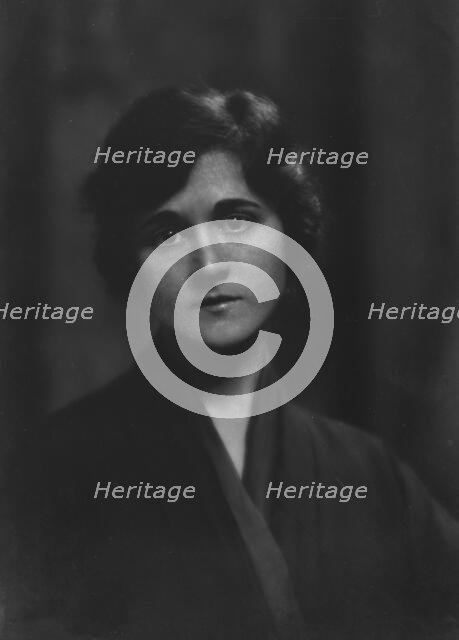 Stewart, M., Miss (Horton), portrait photograph, 1916. Creator: Arnold Genthe.