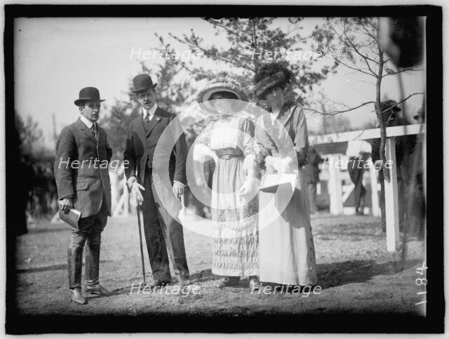 Horse Shows, between 1909 and 1914. Creator: Harris & Ewing.