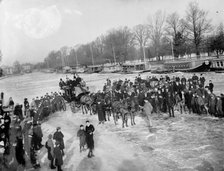 Crowd on the frozen River Thames, Oxfordshire, c1860-c1922. Artist: Henry Taunt