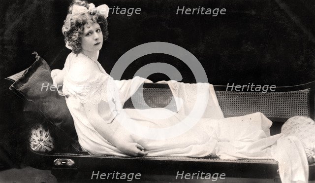 Mabel Love (1874-1953), English actress and dancer, early 20th century.Artist: Dover Street Studios