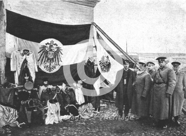 'Prevoyance; Une prevoyance qui trahit la premeditation: uniformes et drapeaux allemands..., 1914. Creator: Unknown.