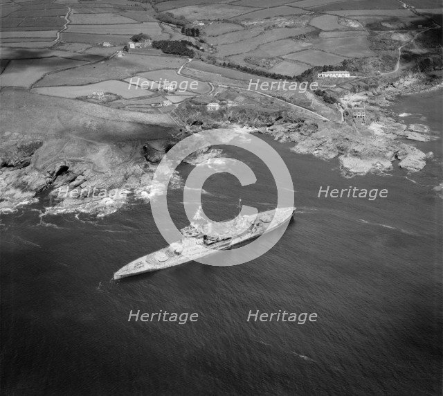 HMS 'Warspite' aground in Prussia Cove, Cornwall, May 1947.   Artist: Aerofilms.