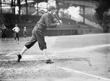 Baseball, Professional - Players, 1913. Creator: Harris & Ewing.