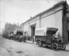 Vans outside Hampton's Munitions Works, Lambeth, London, 1914-1918. Artist: Bedford Lemere and Company