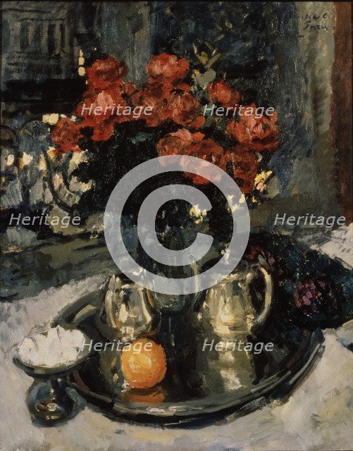 Roses and violets, 1912. Artist: Korovin, Konstantin Alexeyevich (1861-1939)