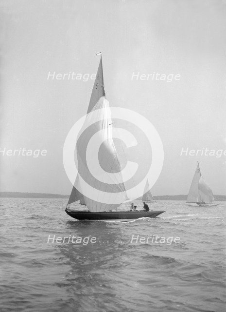 The 7 Metre yacht Strathendrick (K5), 1913. Creator: Kirk & Sons of Cowes.