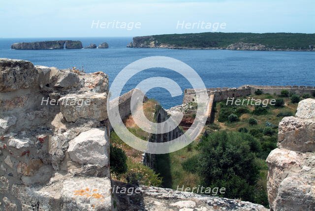 Pylos, Neo Kastro , Greece, 2003. Creator: Ethel Davies.