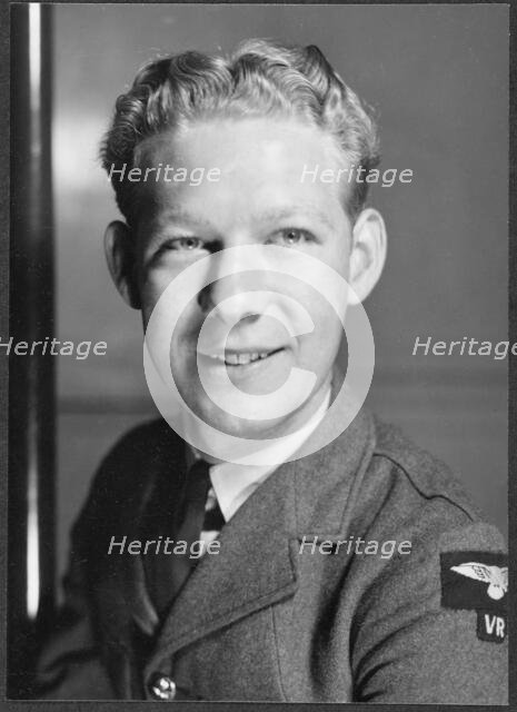 RAF Iver Heath, Iver, Buckinghamshire, 1942-1943. Creator: Royal Air Force Fim Production Unit.