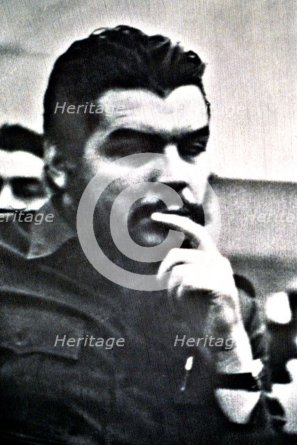 Ernesto Guevara, called Che (1928 - 1967), Cuban revolutionary.