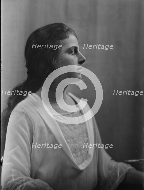 Miss Betty Kalisher, portrait photograph, 1919 June 23. Creator: Arnold Genthe.