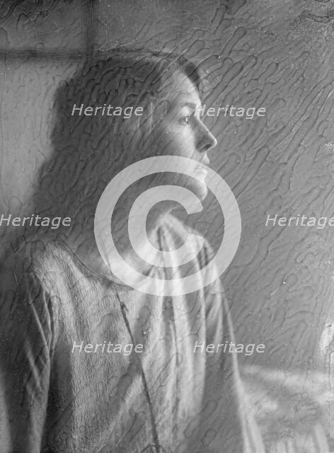 Campbell, Mary Catherine, portrait photograph, 1922 Sept. 8. Creator: Arnold Genthe.