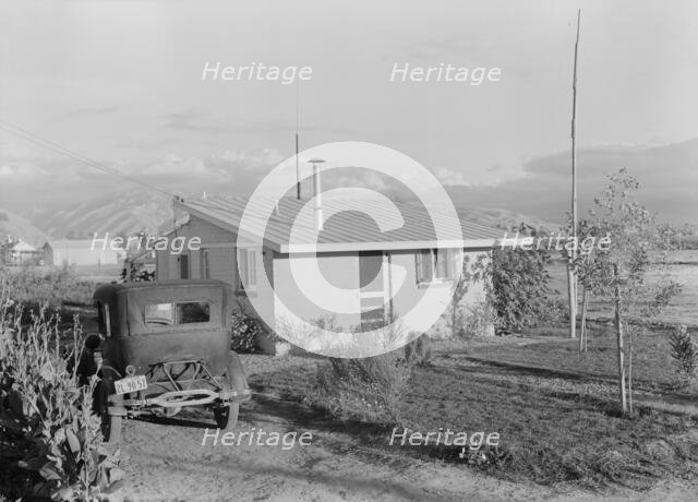 Type house at "Garden Homes", Kern County, California, 1938. Creator: Dorothea Lange.