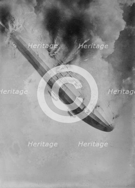 Zeppelin L II, 1913. Creator: Bain News Service.