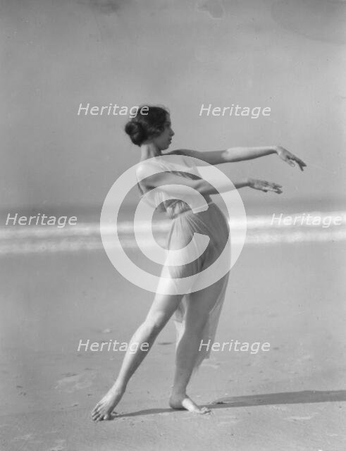 Severn, Margaret, Miss, 1920 May 21. Creator: Arnold Genthe.