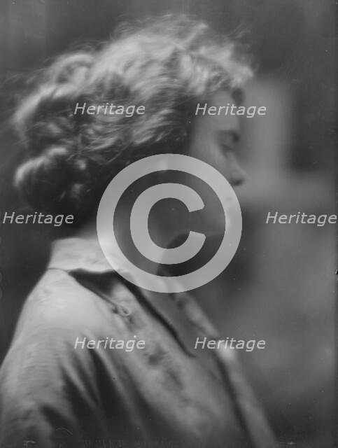 Emerson, Mrs., sister of, portrait photograph, 1916 May 8. Creator: Arnold Genthe.