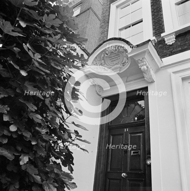 11 Kensington Square, London, 1969-1979. Artist: John Gay