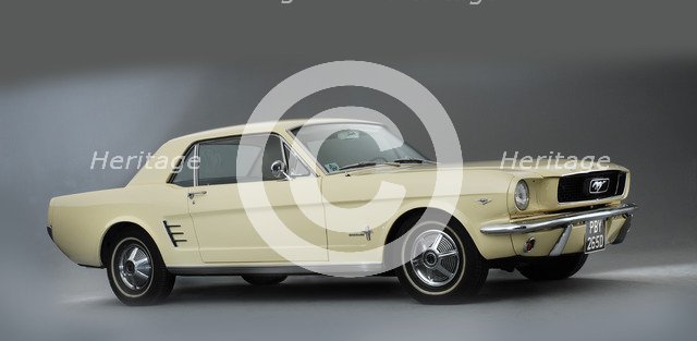 1966 Ford Mustang 289. Artist: Unknown.