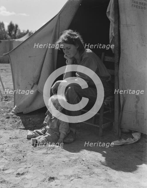 Eighteen year-old mother from Oklahoma, now a California migrant, 1937. Creator: Dorothea Lange.