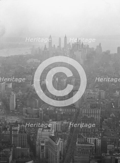 New York City views, skyline, between 1931 and 1938. Creator: Arnold Genthe.