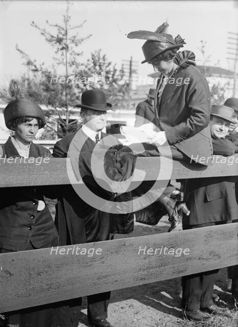 Horse Show, 1914. Creator: Harris & Ewing.