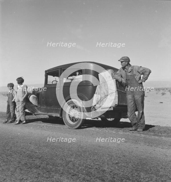 Oklahoma sharecropper entering California, 1937. Creator: Dorothea Lange.