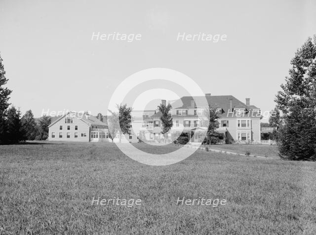Miss Hall's school, Pittsfield, Mass., between 1910 and 1920. Creator: Unknown.
