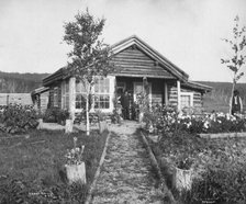 Ranch house near Fairbanks, 1916. Creator: Unknown.