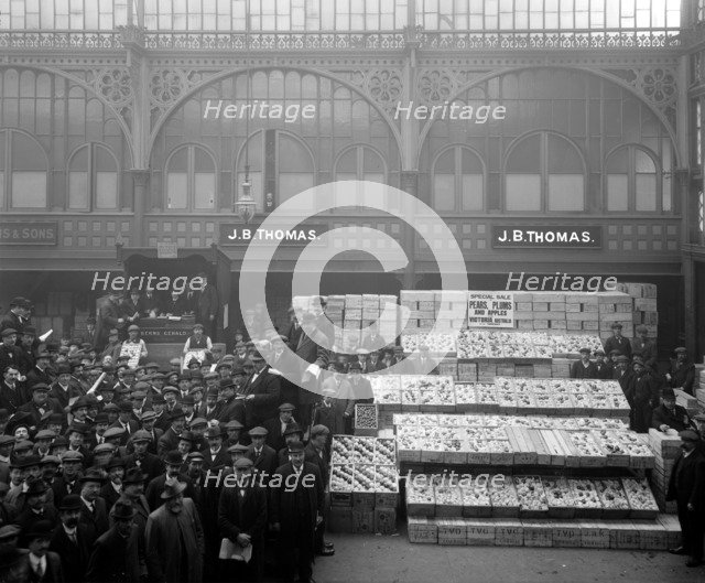 Floral Hall, Covent Garden, London, 1913. Artist: Bedford Lemere and Company