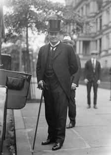 Lord Northcliffe, 1917. Creator: Harris & Ewing.
