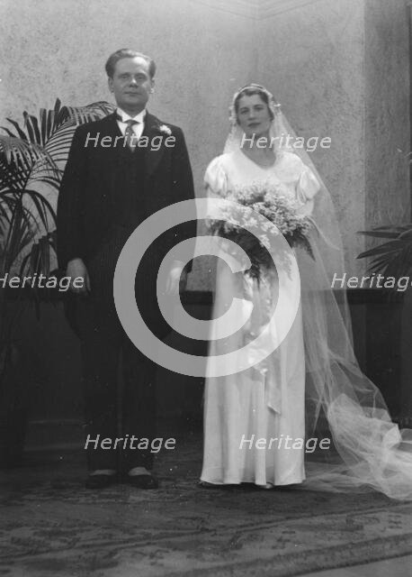 Wedding, possibly of an Elizabeth Duncan dancer, between 1911 and 1942. Creator: Arnold Genthe.