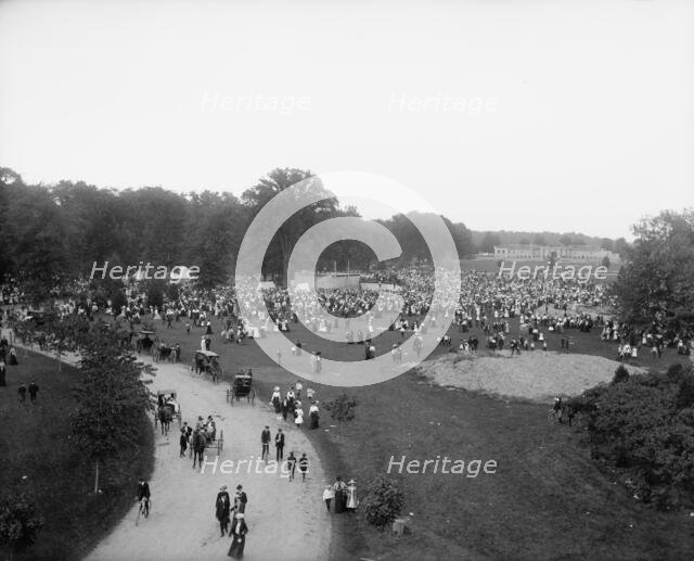 Belle Isle Park, concert on Children's Day, Detroit, Mich., 1902 June 4. Creator: Unknown.