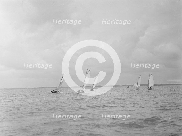 Yarmouth One Designs racing, 1922. Creator: Kirk & Sons of Cowes.