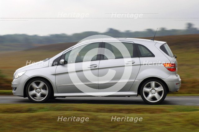 2006 Mercedes Benz B200 Turbo Artist: Unknown.