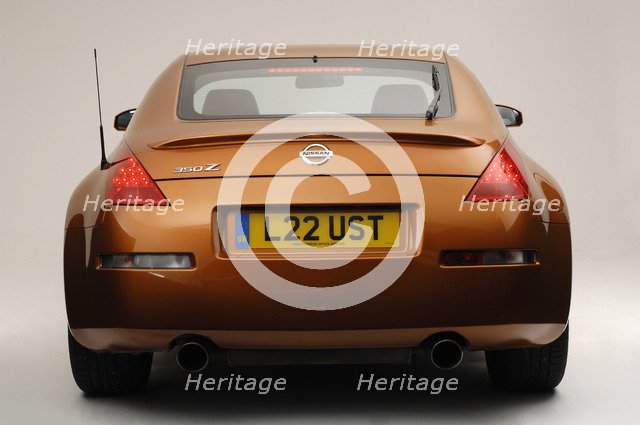 2006 Nissan 350 Z Artist: Unknown.